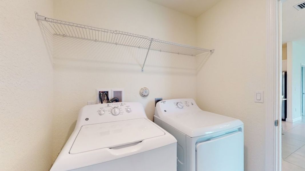 Harrisburg laundry room