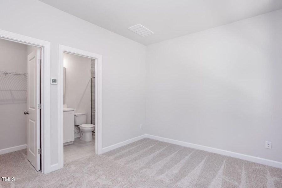 1st Floor Guest Bedroom 1st Floor Guest Bedroom