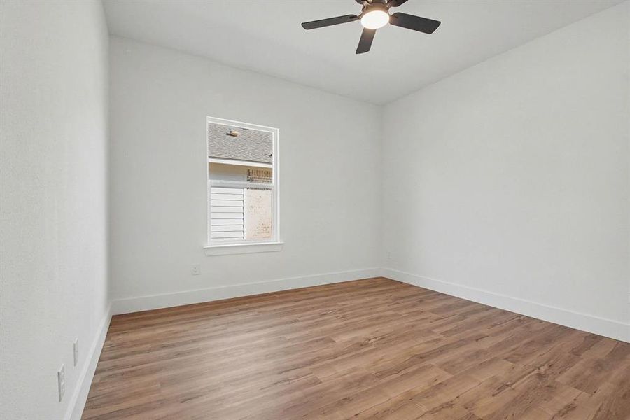 Spacious, unfurnished interior of a new home in , Greenville (Image 17).