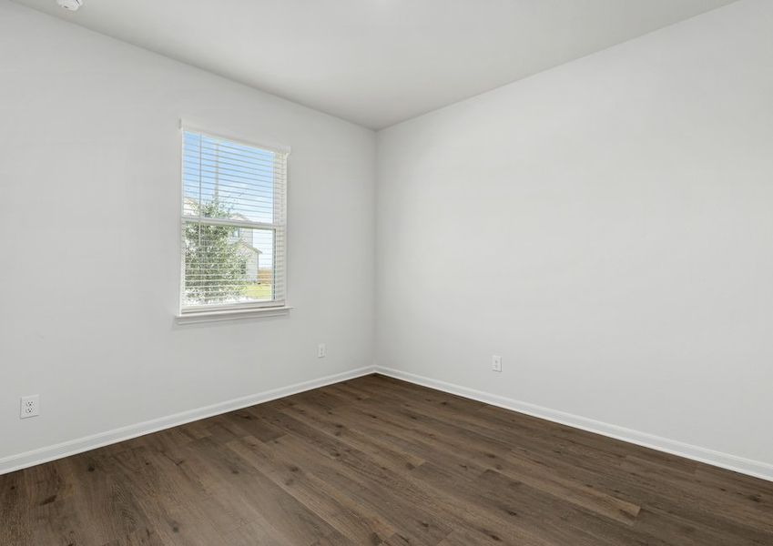 The secondary bedrooms are a great space for for children's bedrooms and guest rooms. The secondary bedrooms are a great space for for children's bedrooms and guest rooms.