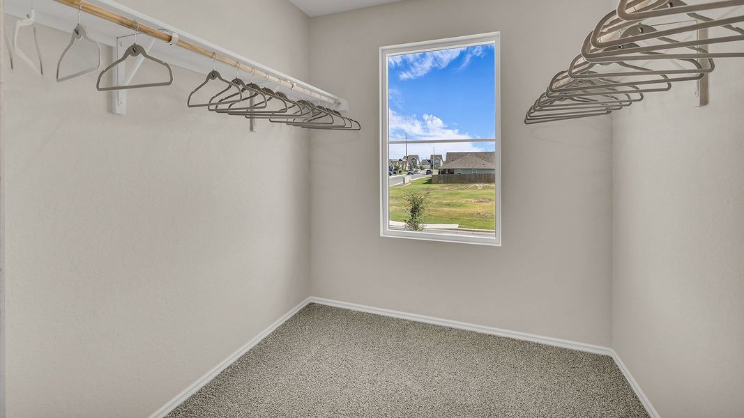 Representative unfurnished interior of a home built from the The Franklin by D.R. Horton in Ladera, Luling (Image 23).