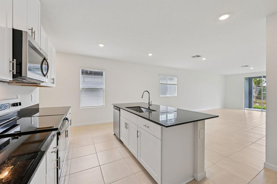 14304 New Dawn Rd FL (15)