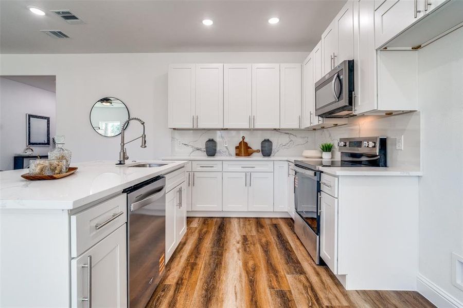 Furnished interior view inside a new home in , Granbury (Image 18).