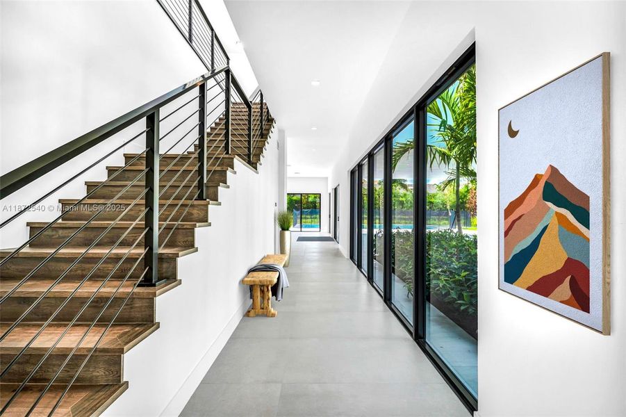 Spacious, unfurnished interior of a new home in , Weston (Image 22).