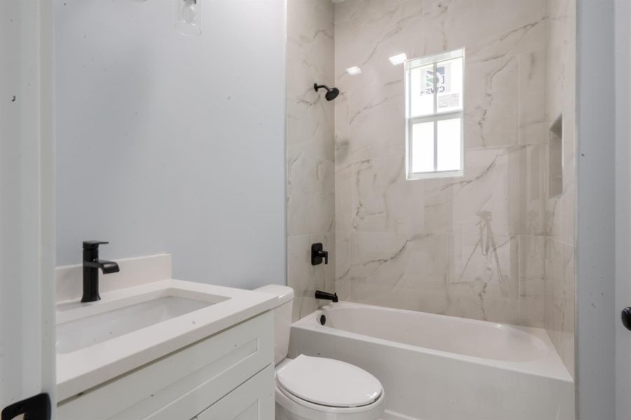 Furnished interior view inside a new home in , Port St. Lucie (Image 2).