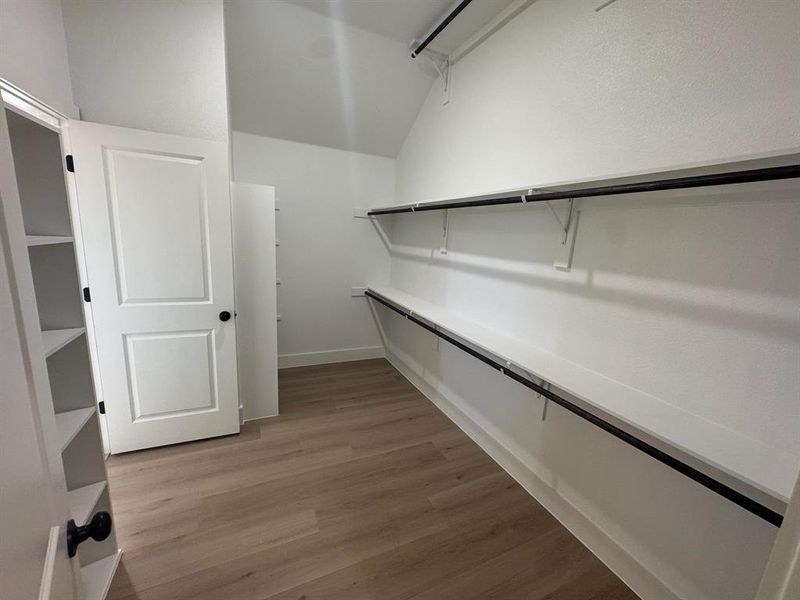 Spacious, unfurnished interior of a new home in , Weatherford (Image 18). Spacious, unfurnished interior of a new home in , Weatherford (Image 18).