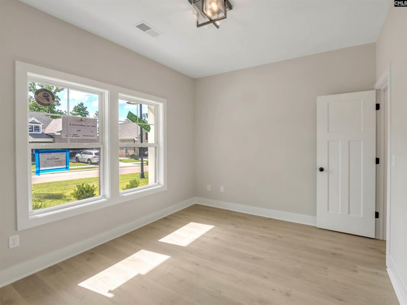 Spacious, unfurnished interior of a new home in Collins Cove, Chapin (Image 25).