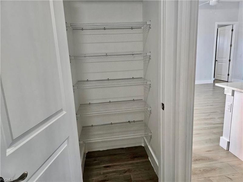 Spacious, unfurnished interior of a new home in , Cape Coral (Image 35).