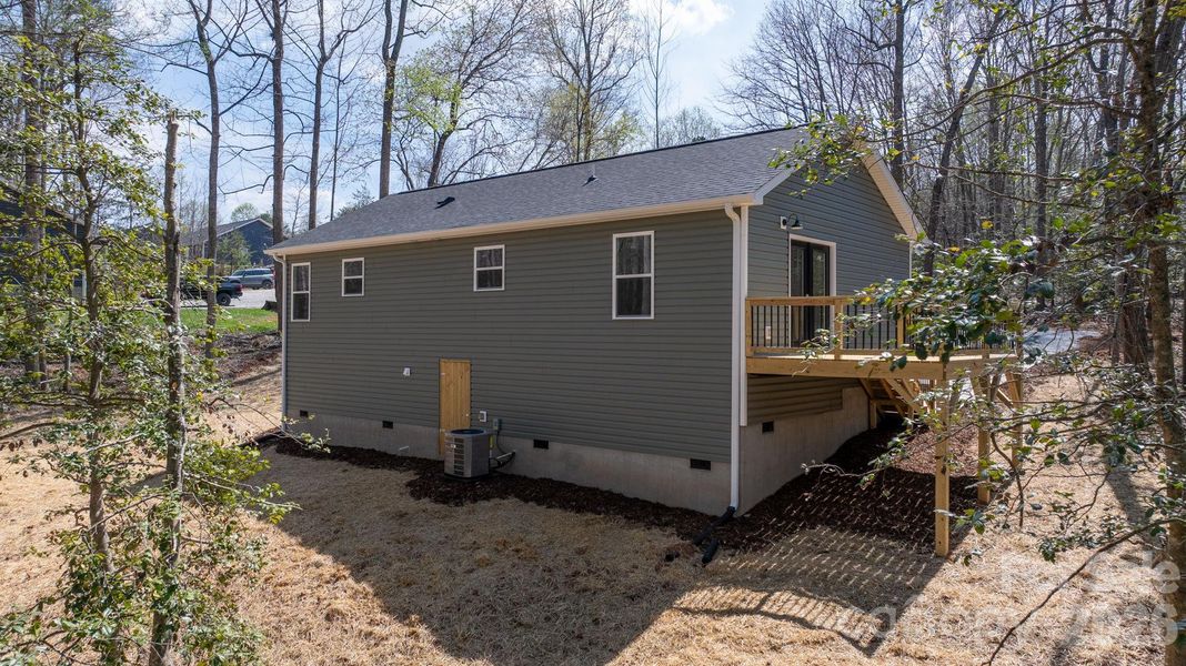 Exterior details and patio area of a home in , Valdese (Image 15).