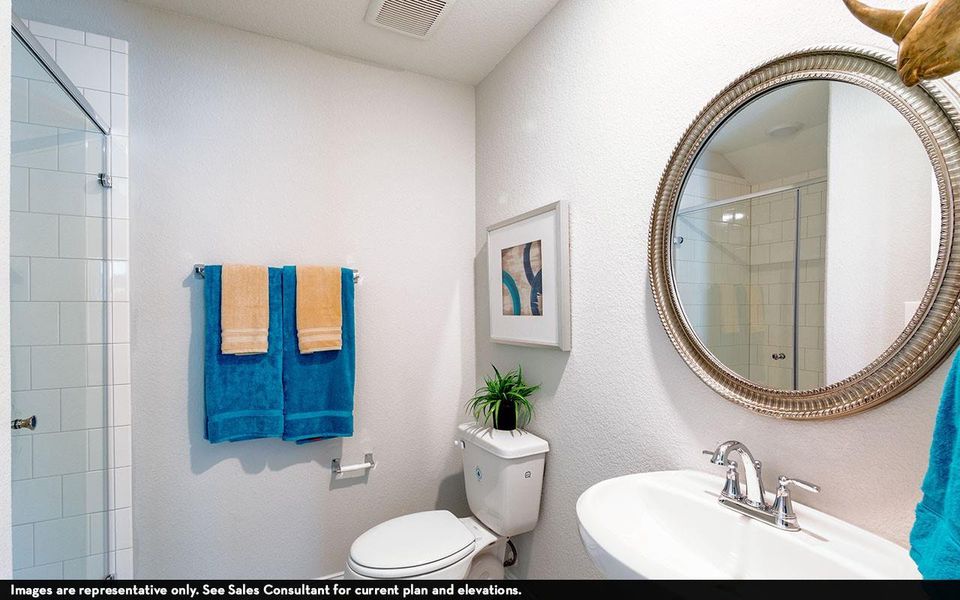 Furnished interior view inside a new home in Pecan Estates, Crosby (Image 15).