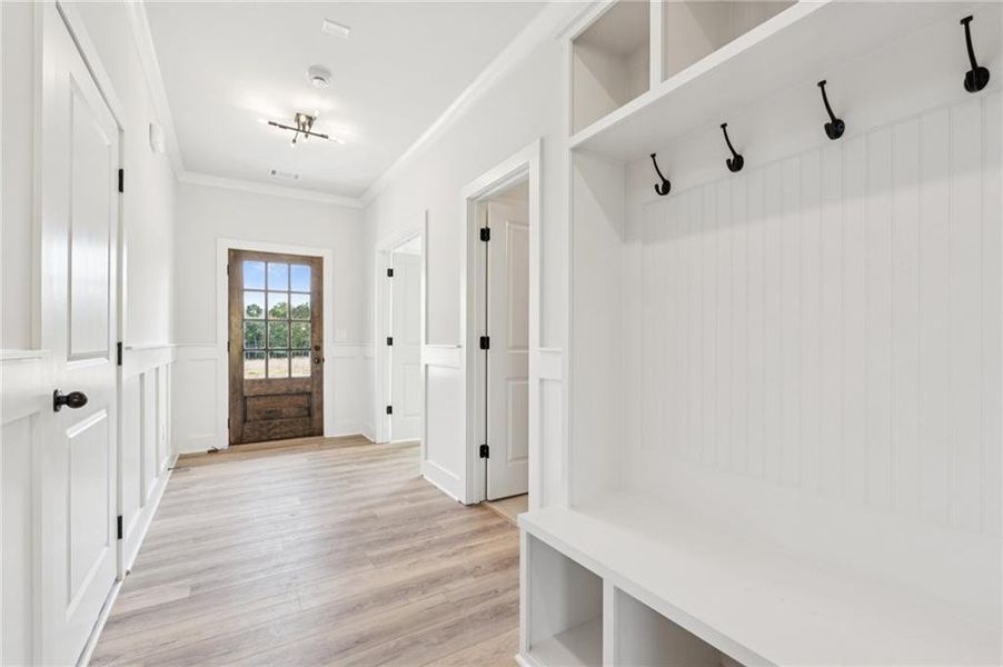 Spacious, unfurnished interior of a new home in , Lawrenceville (Image 30).