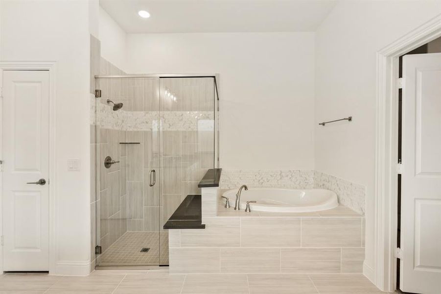 Furnished interior view inside a new home in Rockwood, Mansfield (Image 15).