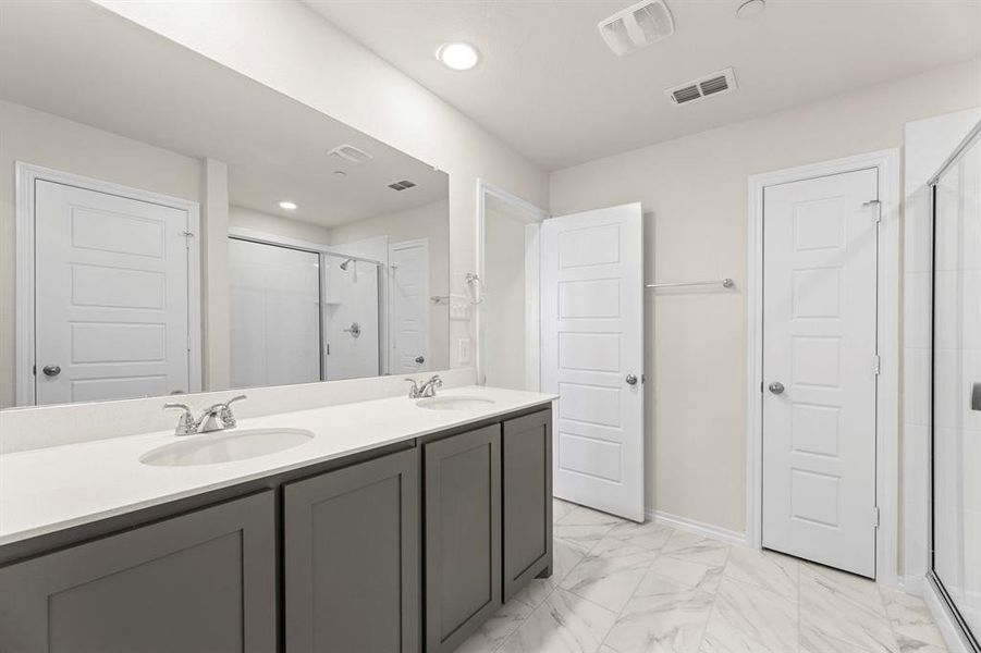 18. 5418 Runnel - Bath (2)