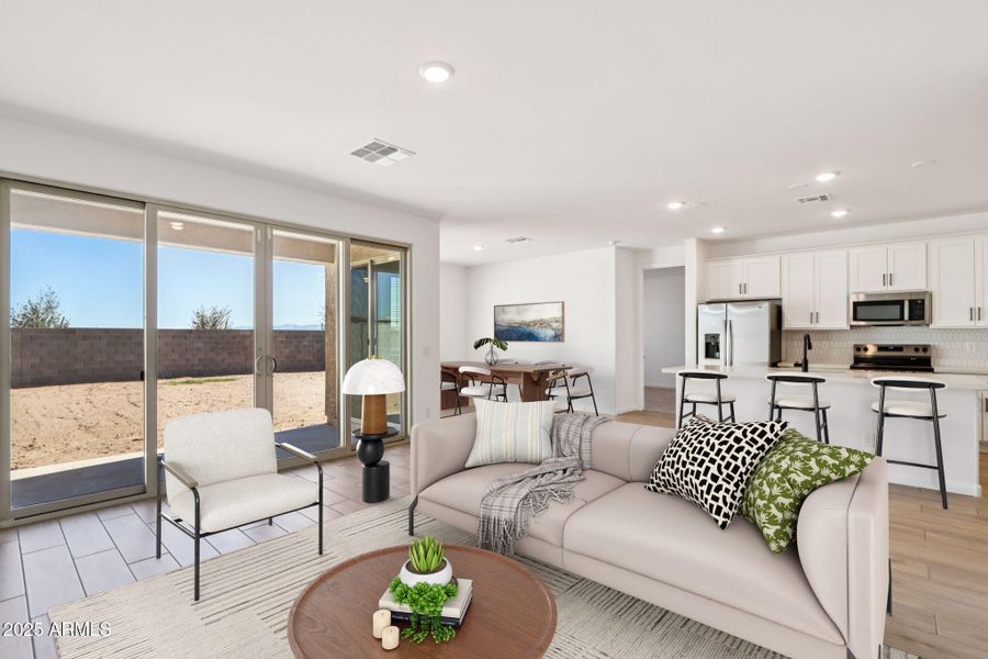 11-web-or-mls-7-print-S 95th Dr-S0512-00