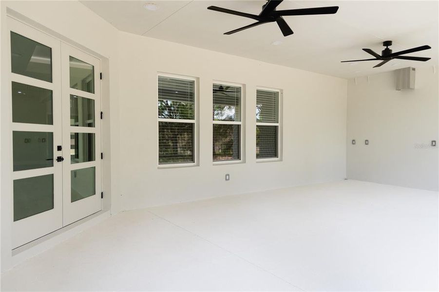 Spacious, unfurnished interior of a new home in , Groveland (Image 22).