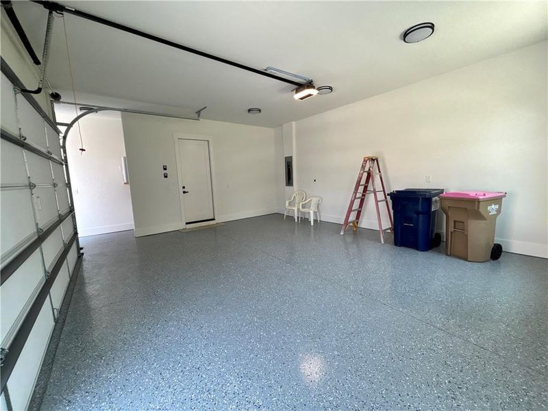 Spacious, unfurnished interior of a new home in , Buford (Image 61).