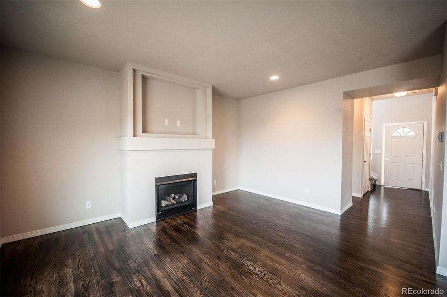 Spacious, unfurnished interior of a new home in , Colorado Springs (Image 17).