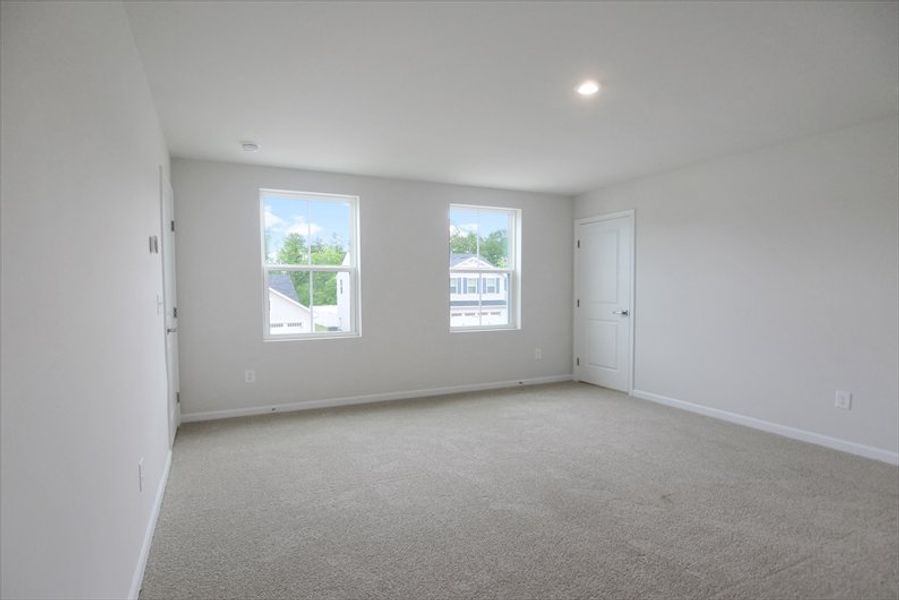 Spacious, unfurnished interior of a new home in Quails Run, Lyman (Image 10). Spacious, unfurnished interior of a new home in Quails Run, Lyman (Image 10).