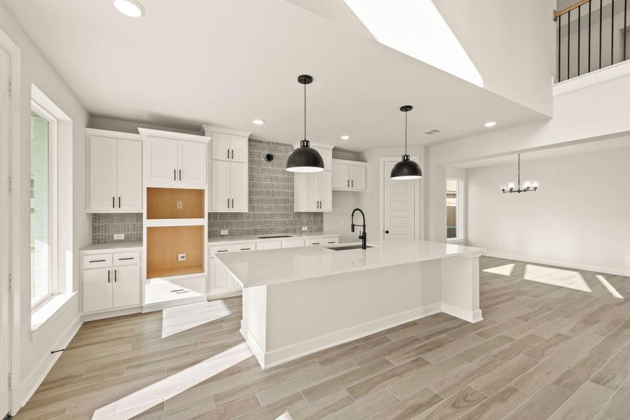 Representative image. Features, specifications, selections and colors may vary. Representative image. Features, specifications, selections and colors may vary.