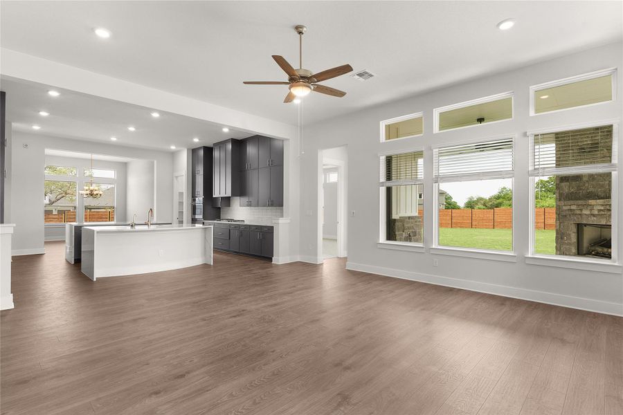 *PHOTO REPRESENTATIVE OF FLOORPLAN ONLY*