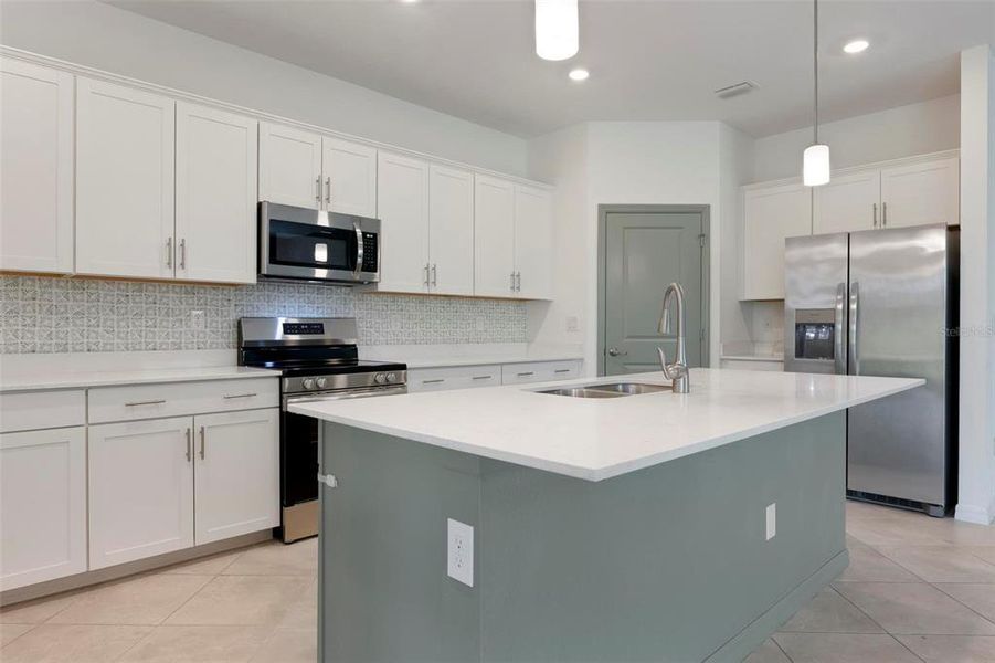 Furnished interior view inside a new home in , Venice (Image 11).