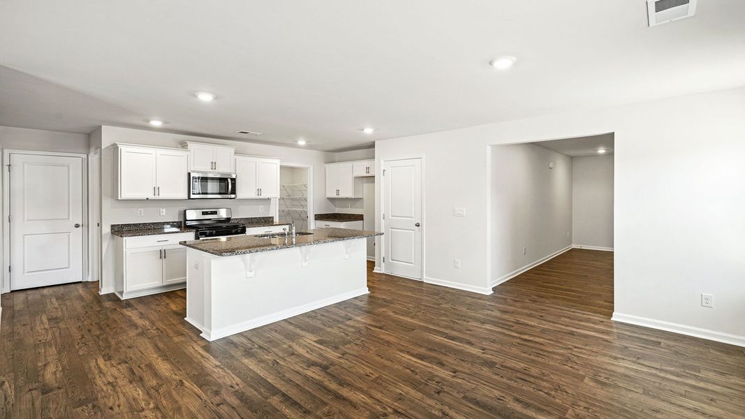 Furnished interior view inside a new home in Grand Oaks, Columbia (Image 8).