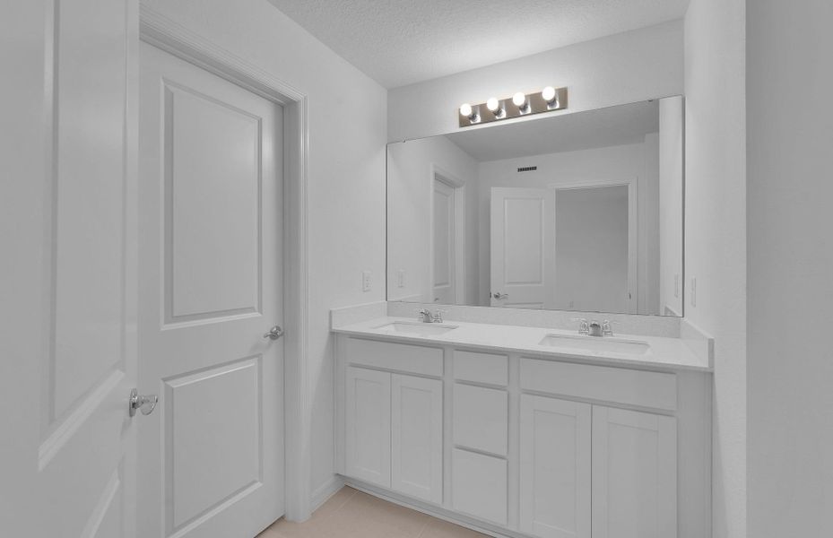 Furnished interior view inside a new home in Normandy Pines, Jacksonville (Image 8).