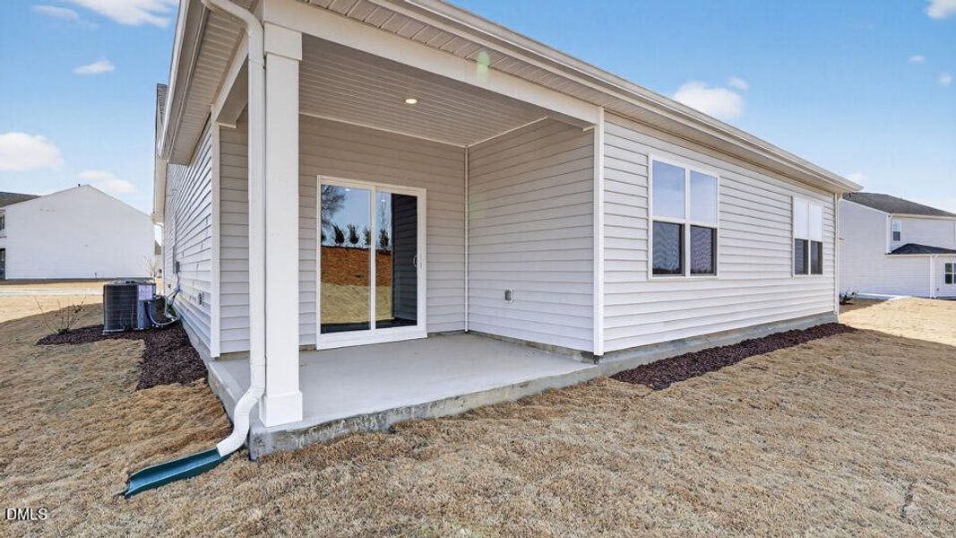 114-honeydew-dr-dr-horton-008