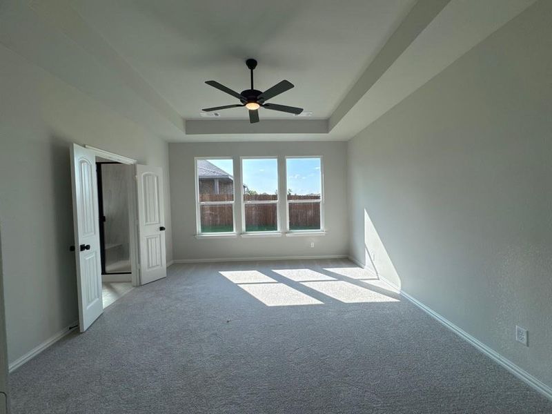 Spacious, unfurnished interior of a new home in Cedar Ridge Estates, Anna (Image 14).