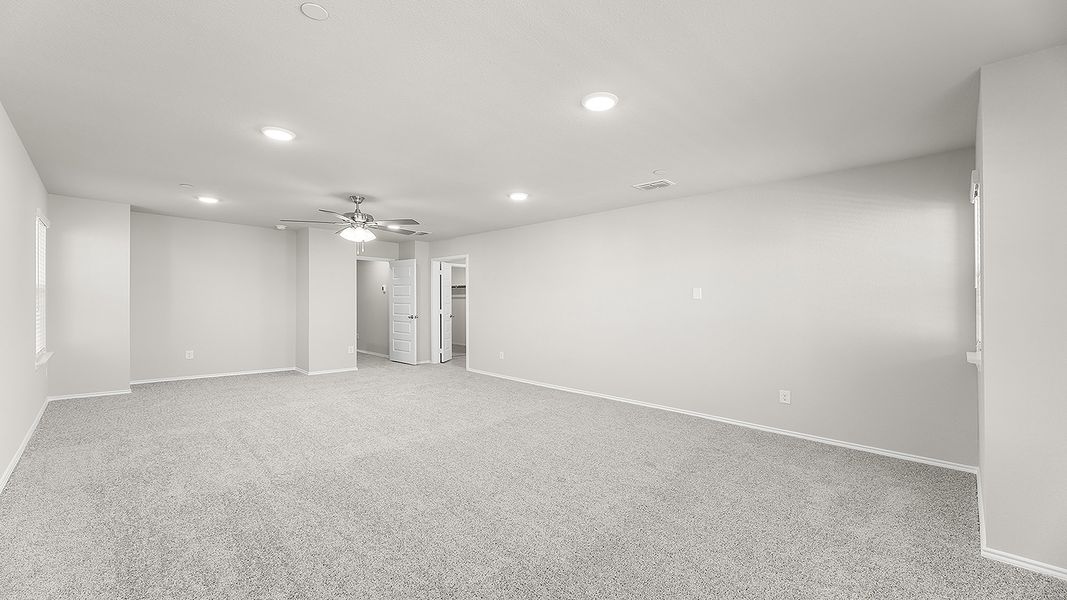 Spacious, unfurnished interior of a new home in Heartland Townhomes, Heartland (Image 18).