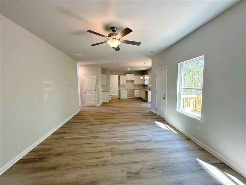 Spacious, unfurnished interior of a new home in , Dallas (Image 17).