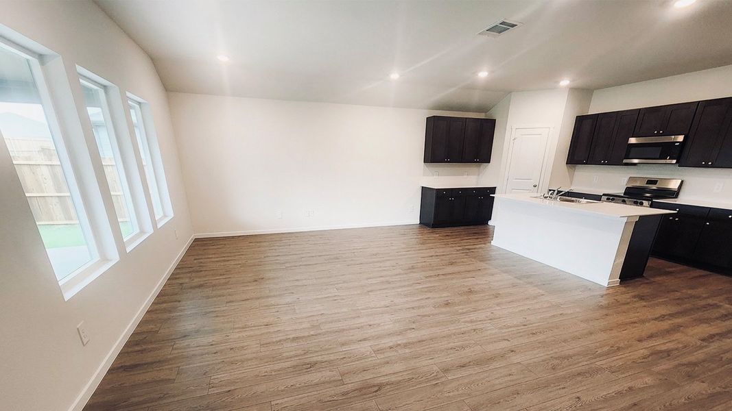 Spacious, unfurnished interior of a new home in Waverly Estates, Josephine (Image 6). Spacious, unfurnished interior of a new home in Waverly Estates, Josephine (Image 6).