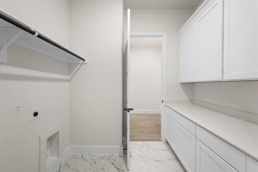 117 Aiden- Utility-8947 117 Aiden- Utility-8947