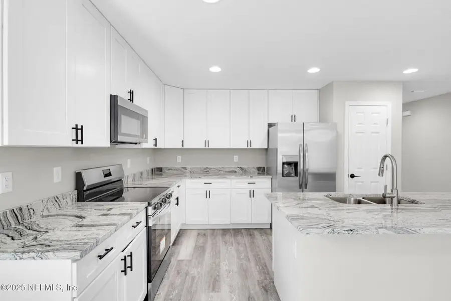 Furnished interior view inside a new home in , Jacksonville (Image 13).