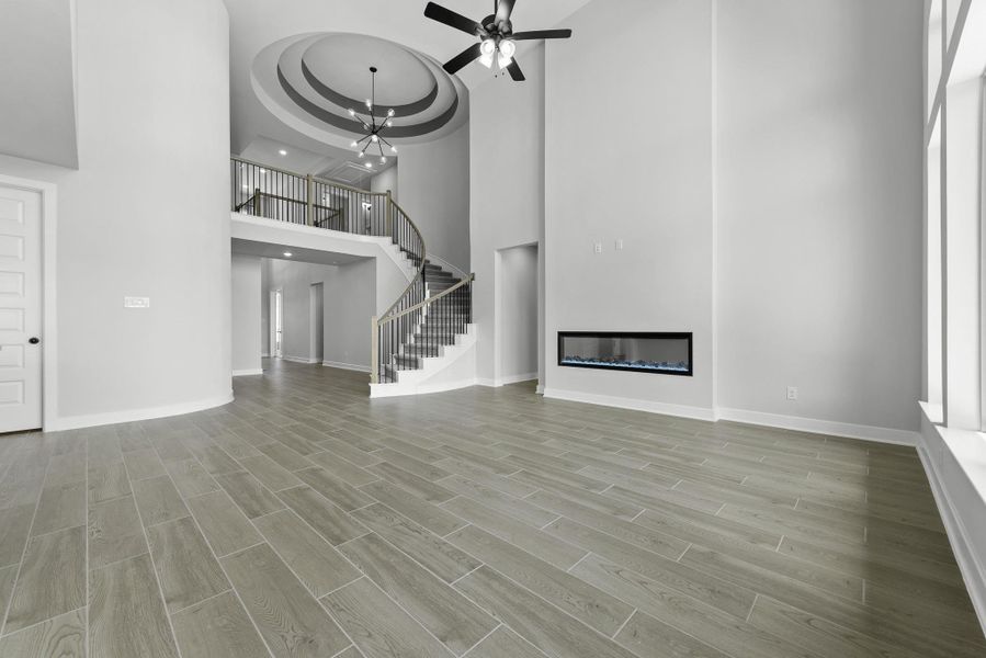 Representative image. Features, specifications, selections and colors may vary. Representative image. Features, specifications, selections and colors may vary.