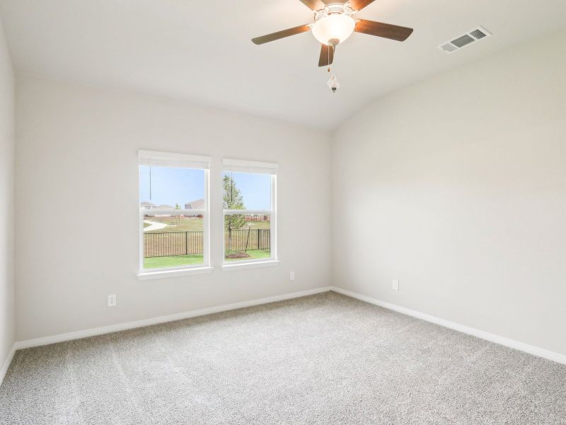 Spacious, unfurnished interior of a new home in Lakeside Meadows, Pflugerville (Image 8).