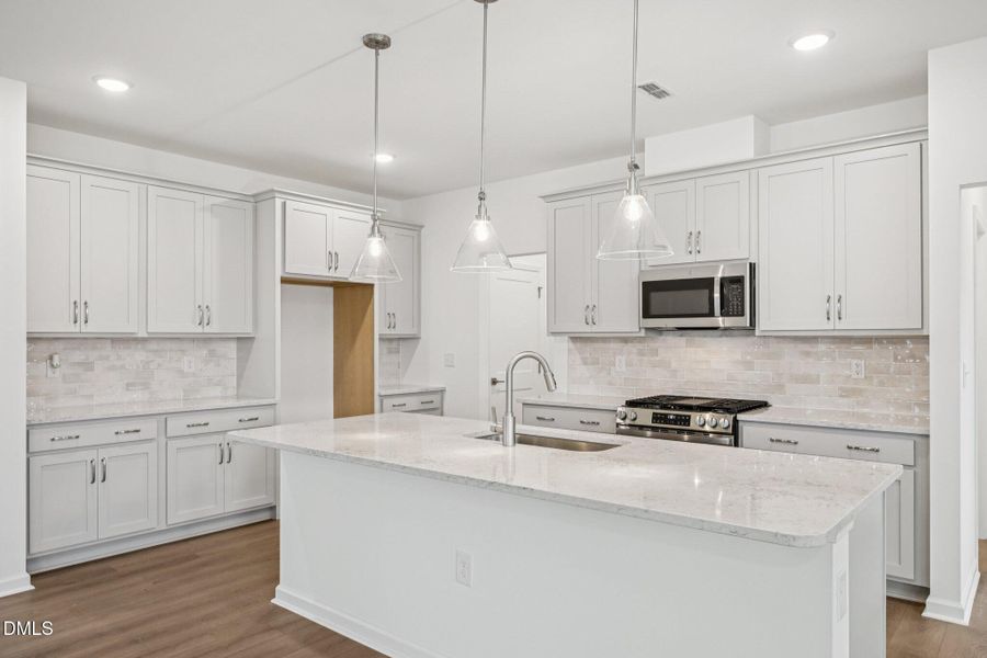 12-web-or-mls-Moonflower Ln-S0808-012