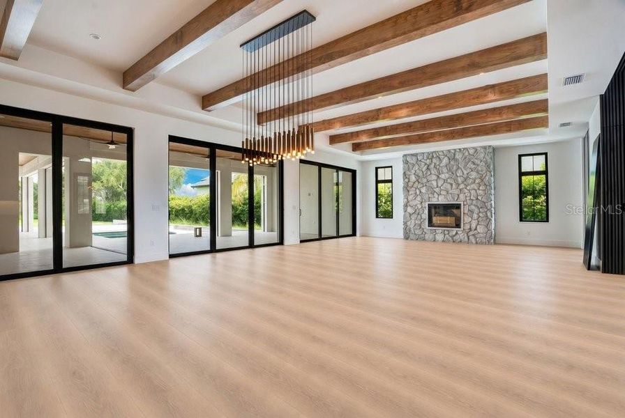Image 79 of a home in .