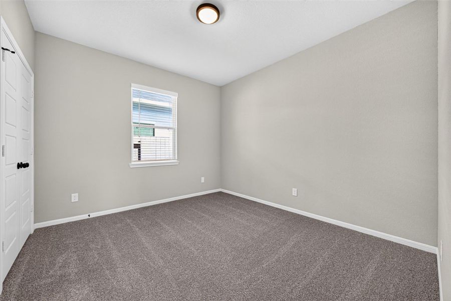 Spacious, unfurnished interior of a new home in La Segarra, Brookshire (Image 38).