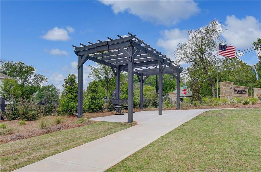Community amenities in Enclave at Evergreen, Fairburn (Image 33).