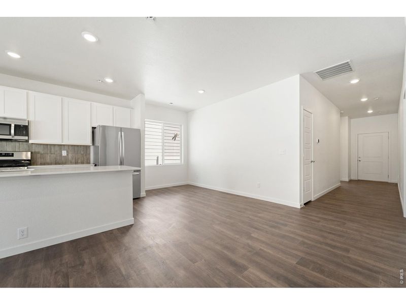 Spacious, unfurnished interior of a new home in Union Colony West, Greeley (Image 19).