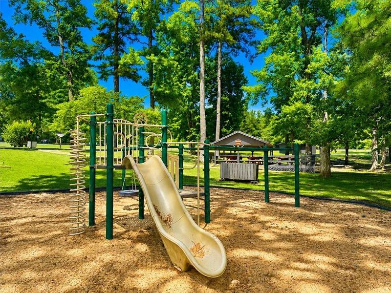 Community amenities in Canterbury Villas, Carrollton (Image 35).