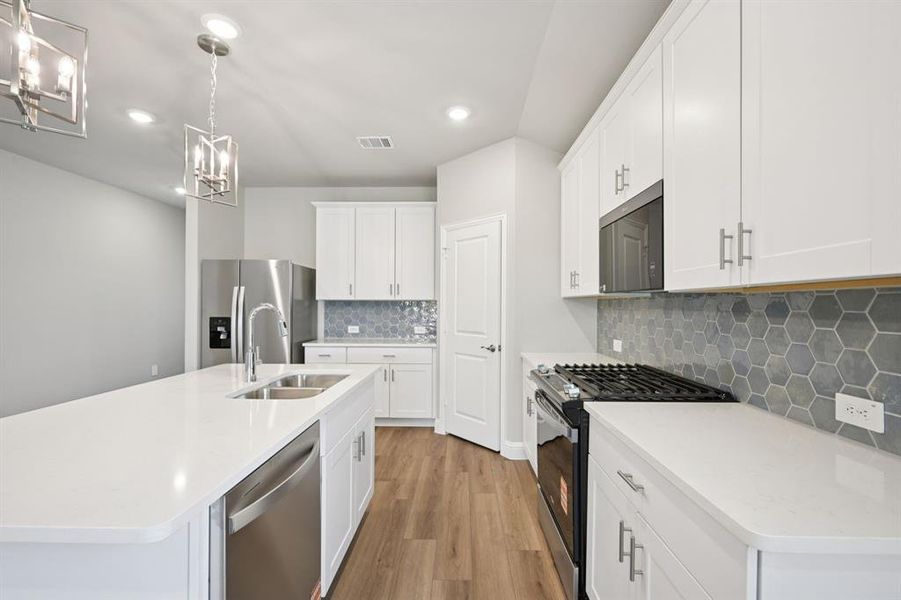 Furnished interior view inside a new home in Westmoor, Sherman (Image 9).