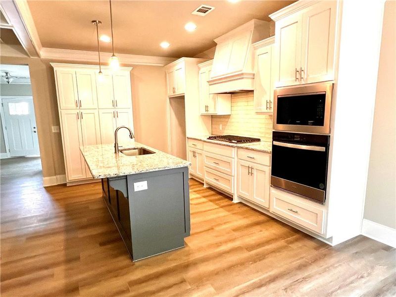 Furnished interior view inside a new home in , Jefferson (Image 13).