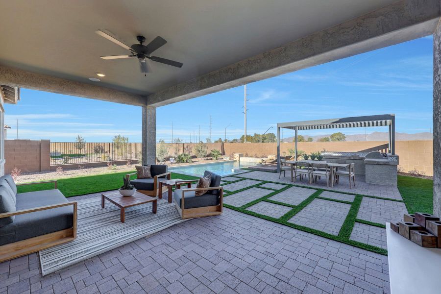 Representative exterior details of a home built from the Garnet by Mattamy Homes in Las Ventanas, Goodyear (Image 27).