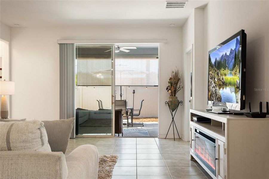 Furnished interior view inside a new home in , Winter Haven (Image 32).