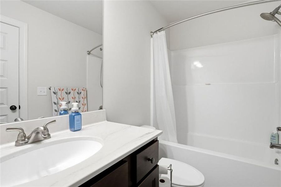 Image 48 of a home in Calgary Downs. Image 48 of a home in Calgary Downs.