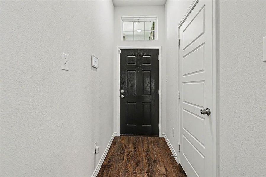 Spacious, unfurnished interior of a new home in , Fort Worth (Image 22).