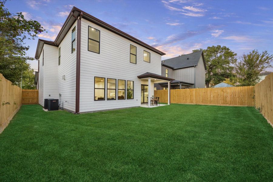 Exterior details and patio area of a home in , Houston (Image 4).