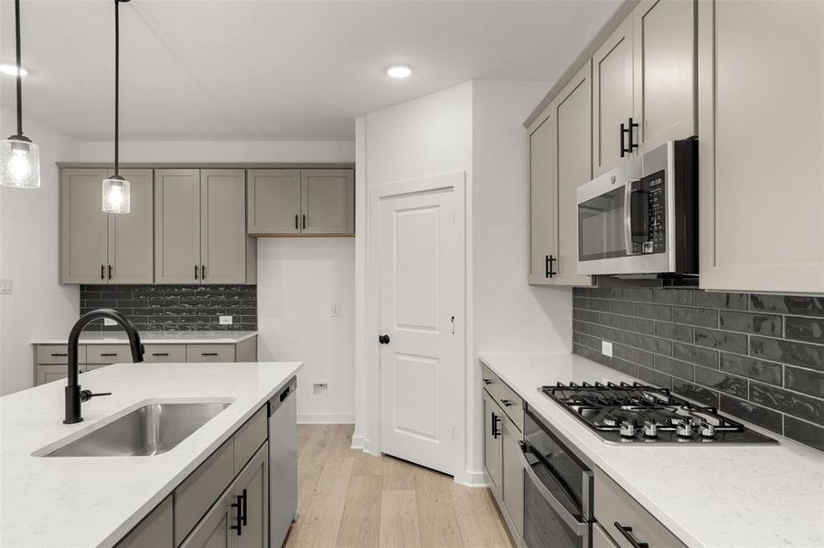 3011 Genevieve Ln 3011 Genevieve Ln